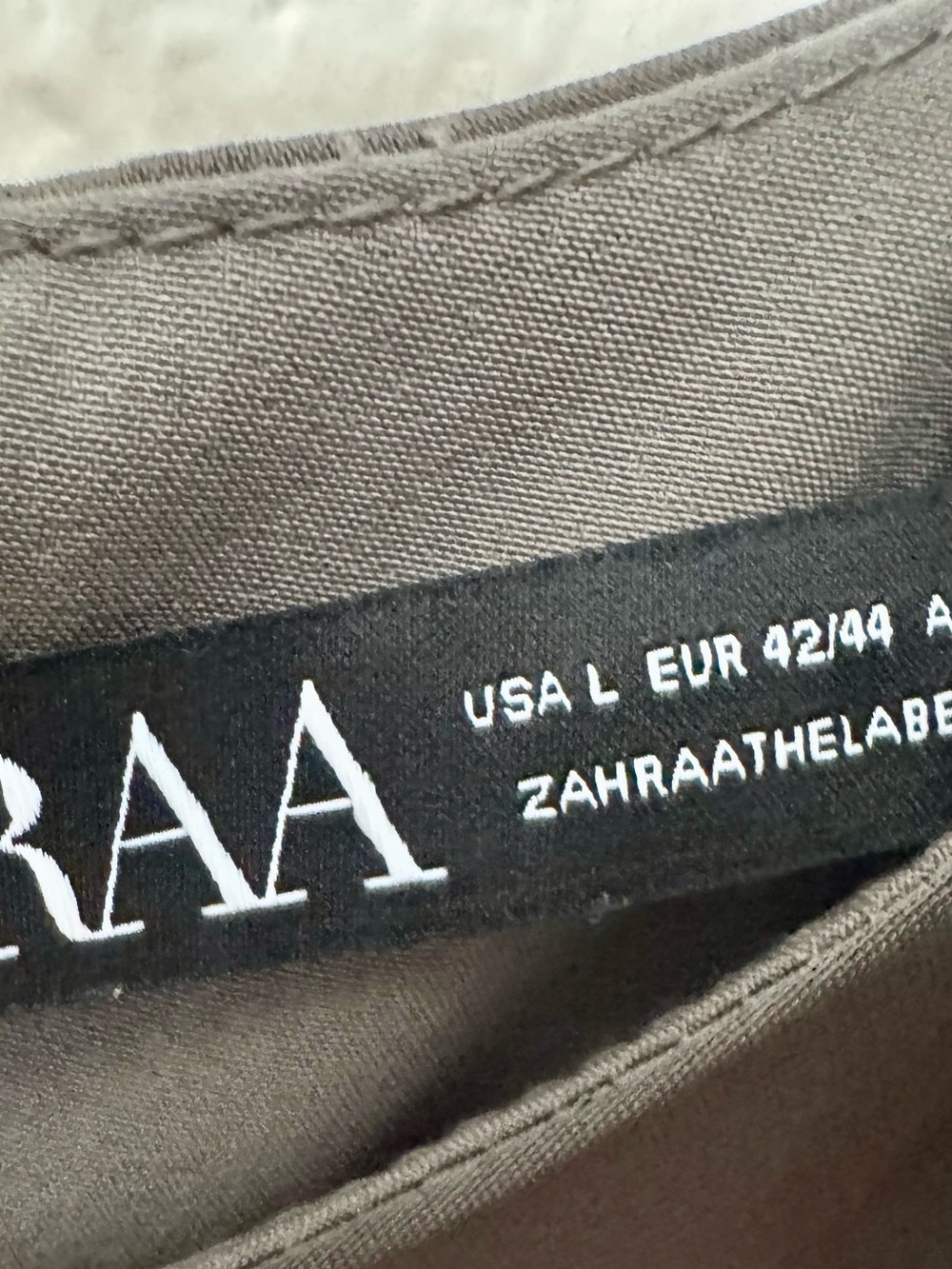 NWT Zahraa The Label Charcoal Tiered Maxi Dress L Smocked Cuff - Picture 9 of 10